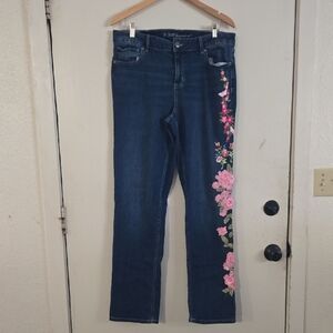 Women M Jeans Maurices Mid Rise Medium Wash. Cotton Floral Fairy Whimsical 17.